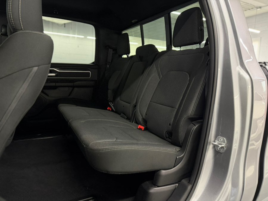Used 2019 RAM 1500 Big Horn AWD/4WD image 34