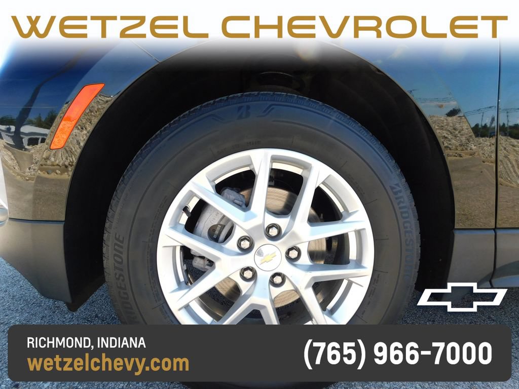 Used 2022 Chevrolet Equinox LT w/ Driver Convenience Package AWD/4WD image 10