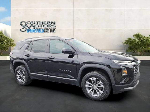 Used 2025 Chevrolet Equinox LT w/ Convenience Package II FWD image 7