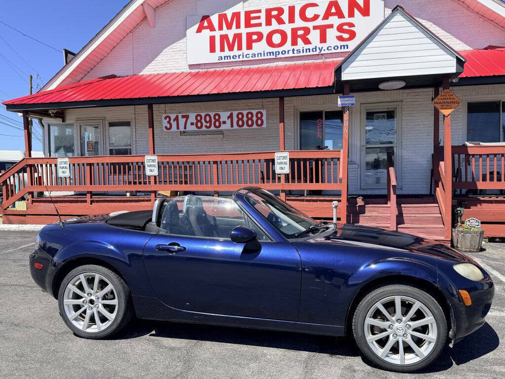Used 2008 MAZDA MX-5 Miata Grand Touring w/ Premium Pkg RWD image 17