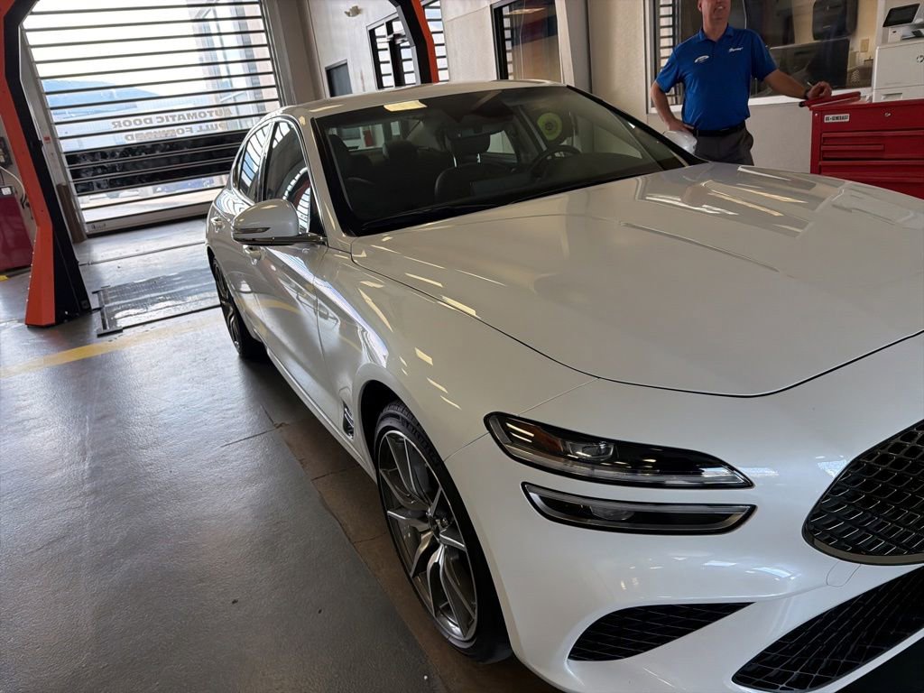 Used 2024 Genesis G70 2.5T AWD/4WD image 4