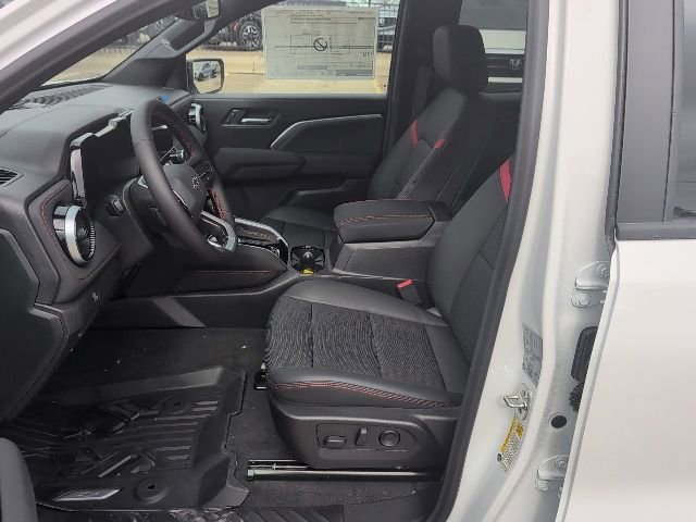 New 2026 Chevrolet Colorado Z71 w/ Technology Package AWD/4WD image 11