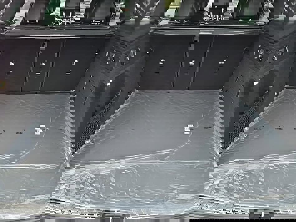 New 2026 Mercedes-Benz GLC 300 4MATIC image 32