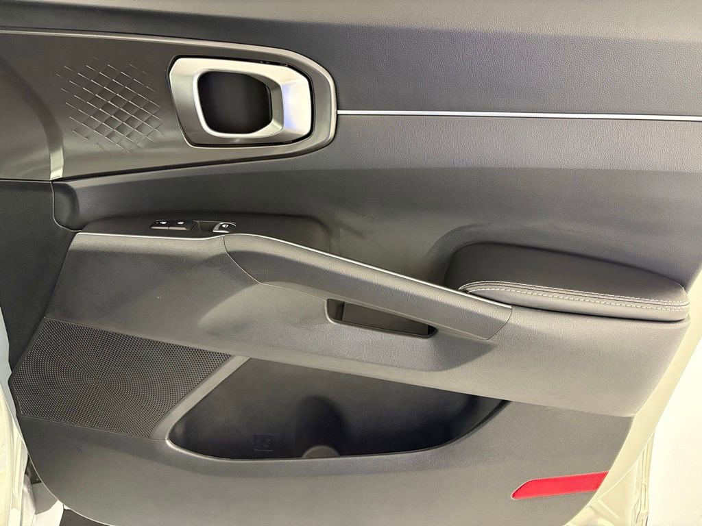 New 2026 Kia Sorento S w/ S Panoramic Sunroof Package image 45