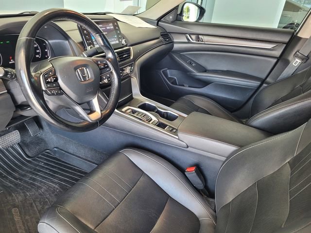 Used 2020 Honda Accord Touring image 11