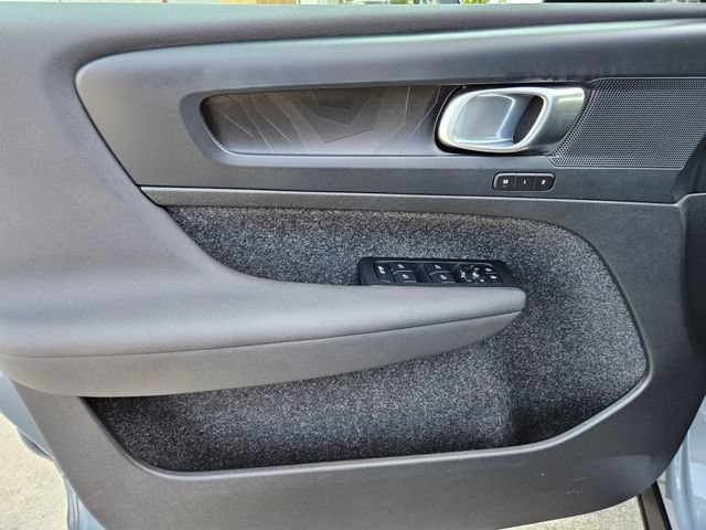 Certified 2023 Volvo XC40 Recharge Plus w/ Protection Package Premier AWD/4WD image 20