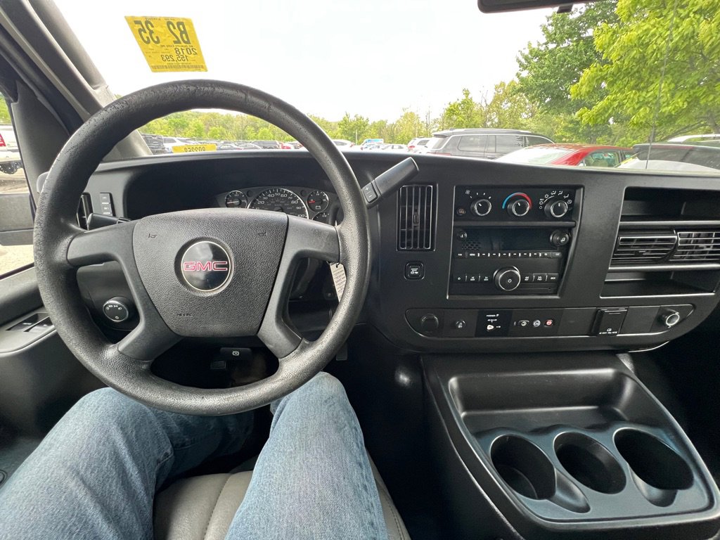 Used 2018 GMC Savana 2500 Extended RWD image 21