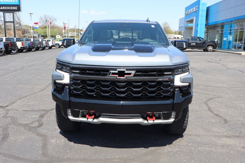 Used 2023 Chevrolet Silverado 1500 ZR2 w/ Technology Package AWD/4WD image 32