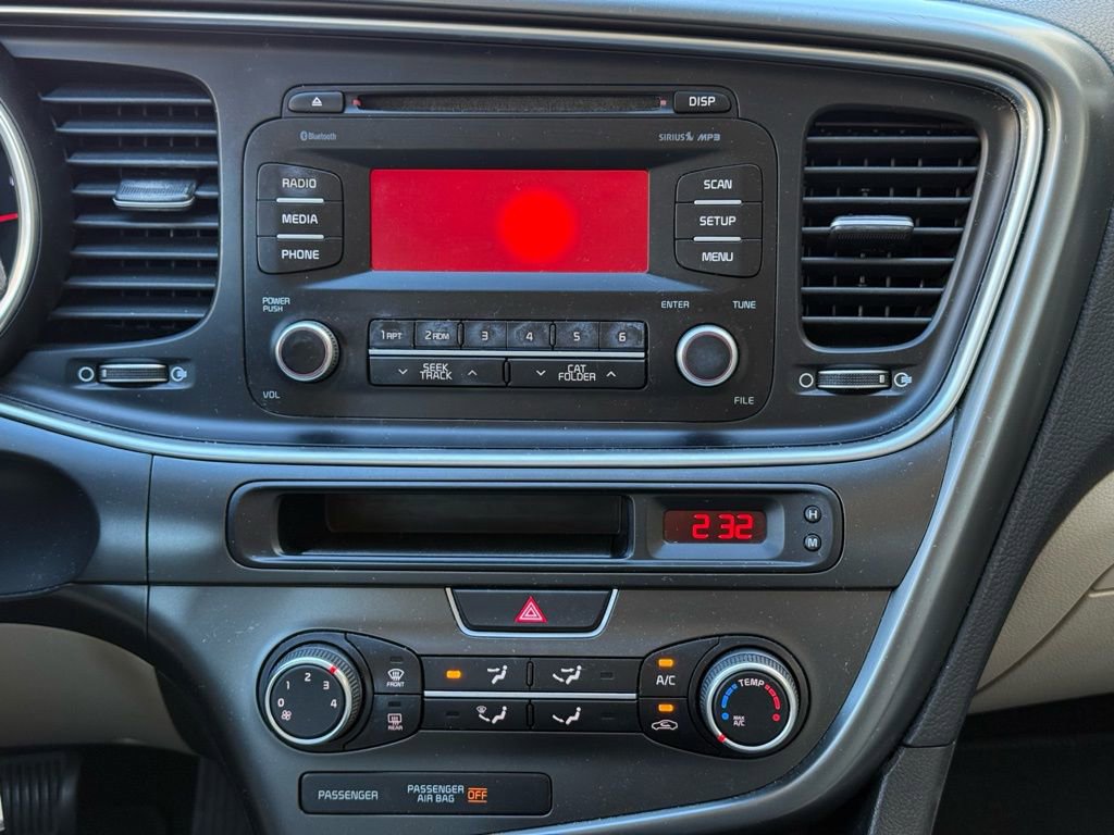 Used 2015 Kia Optima LX image 11