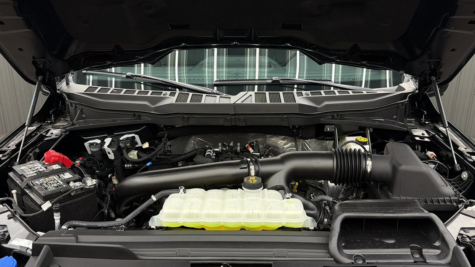 Used 2026 Ford F150 Lariat AWD/4WD image 19
