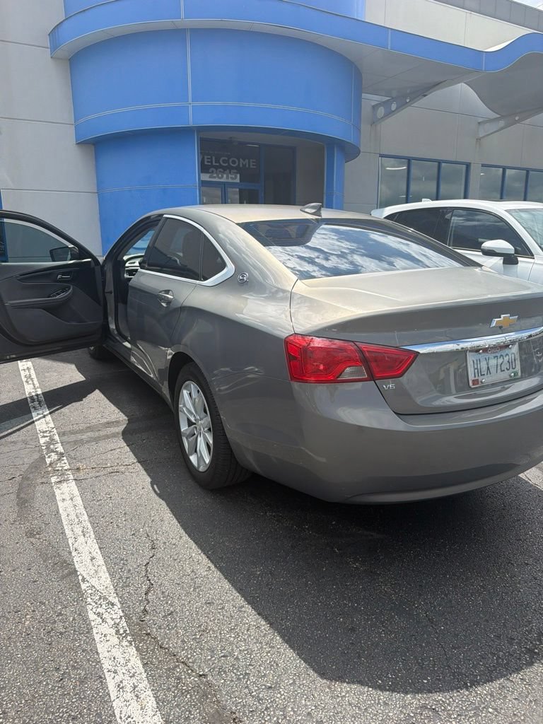 Used 2018 Chevrolet Impala LT FWD image 4