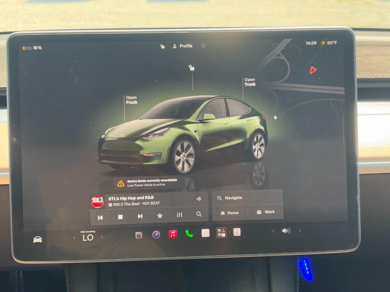Used 2024 Tesla Model Y Long Range AWD/4WD image 21