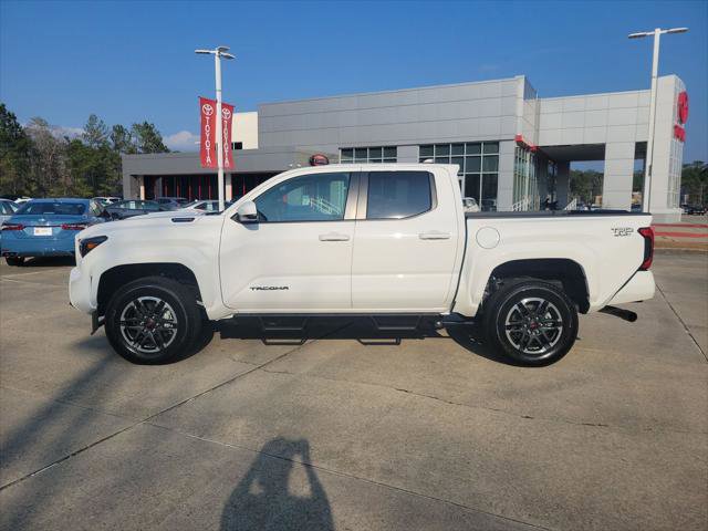 Certified 2025 Toyota Tacoma TRD Sport video 2