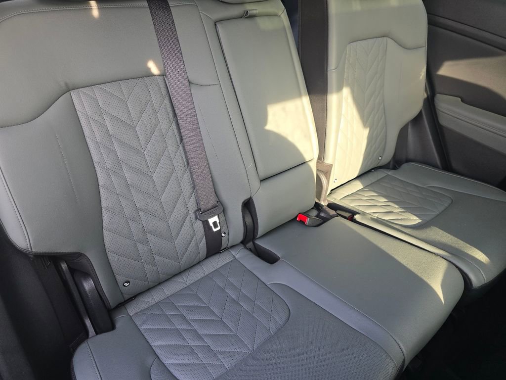 Used 2023 Kia Sportage X-Line w/ X-Line Premium Package image 21