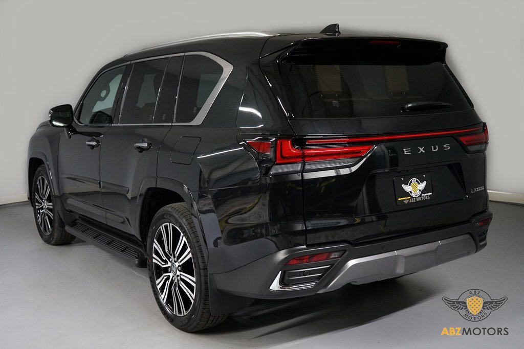 Used 2026 Lexus LX 600 4WD w/ Luxury Package image 7