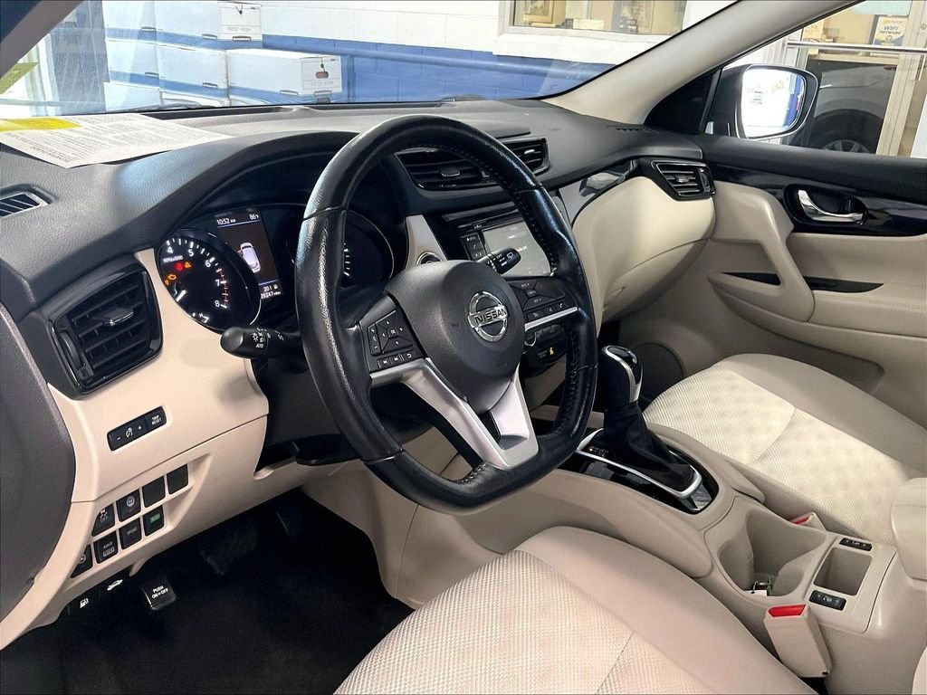 Used 2022 Nissan Rogue Sport SV AWD/4WD image 8