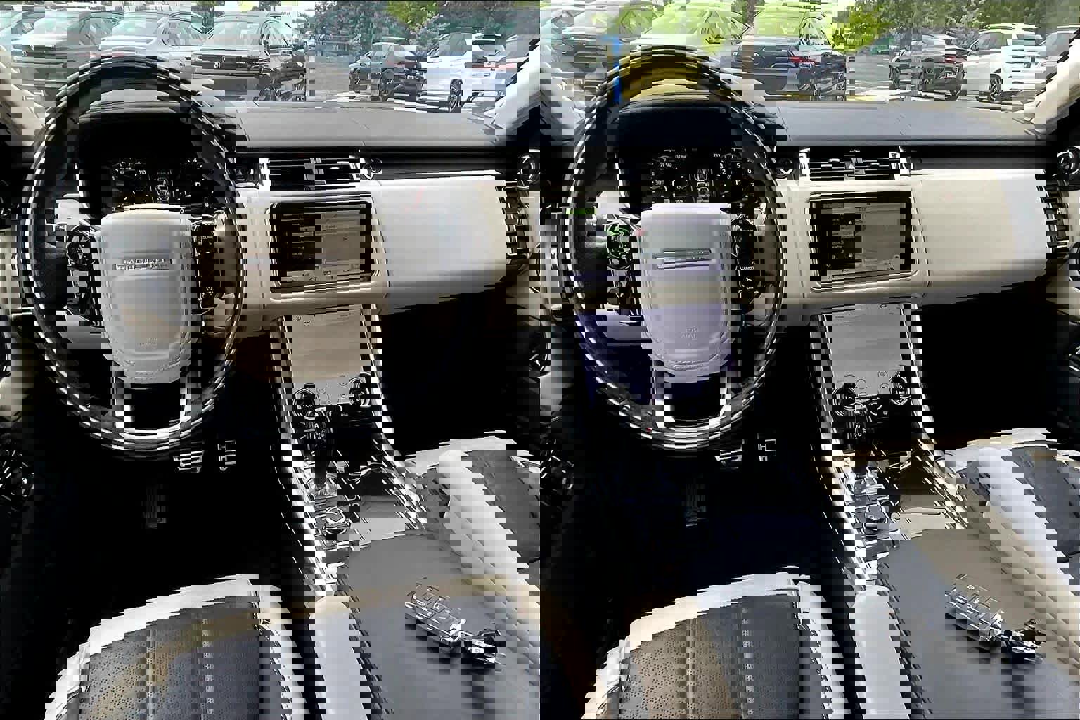 Used 2018 Land Rover Range Rover Sport HSE Dynamic image 15