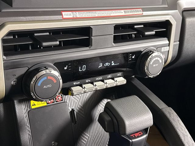 New 2025 Toyota Tacoma TRD Off-Road AWD/4WD image 16