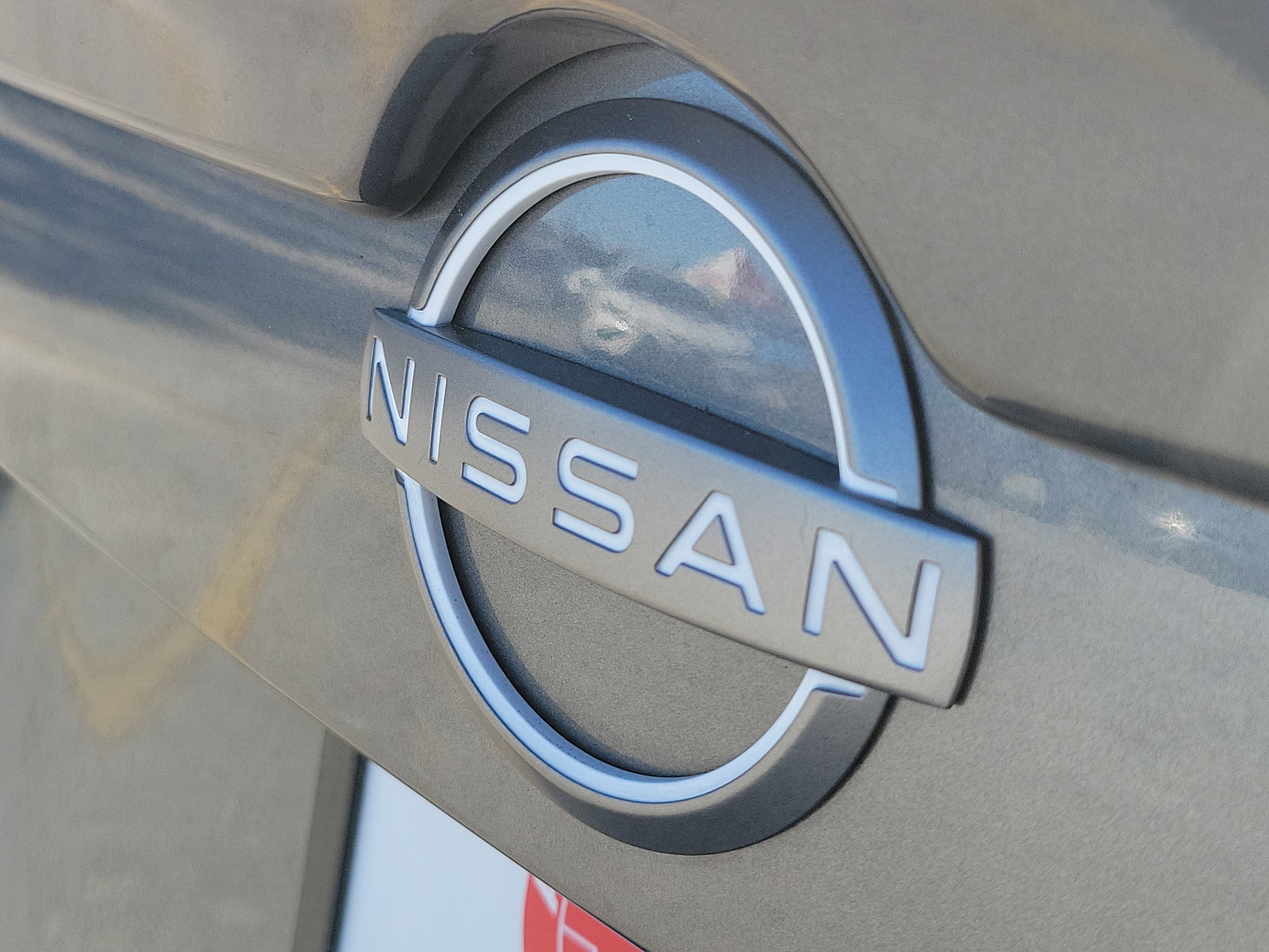 Used 2024 Nissan Sentra SR w/ SR Premium Package FWD image 7