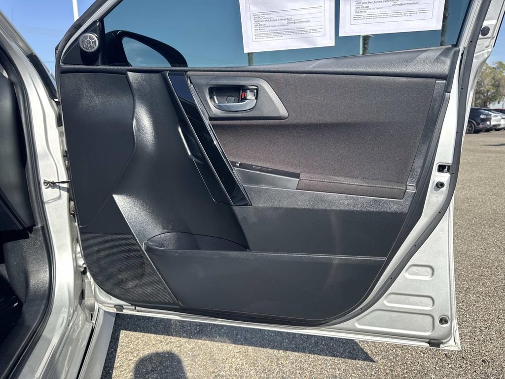 Used 2018 Toyota Corolla iM image 26