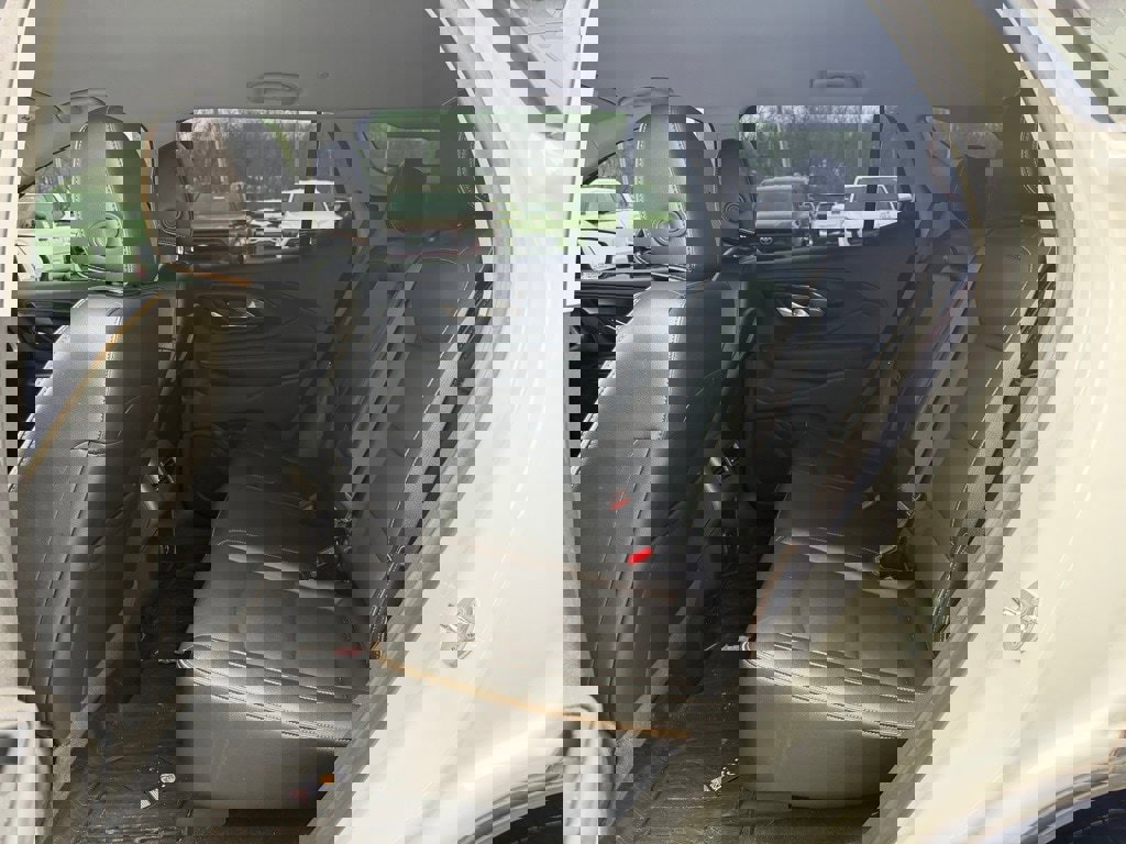 Used 2023 GMC Terrain AT4 image 11