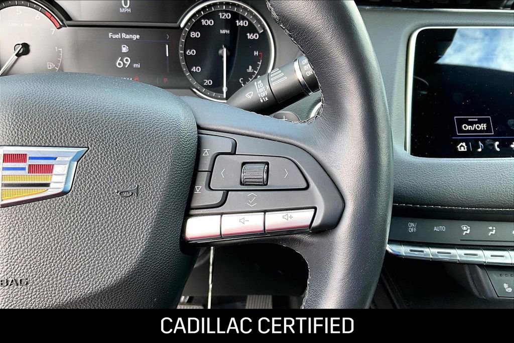 Certified 2023 Cadillac XT4 Luxury w/ Cold Weather Package image 23
