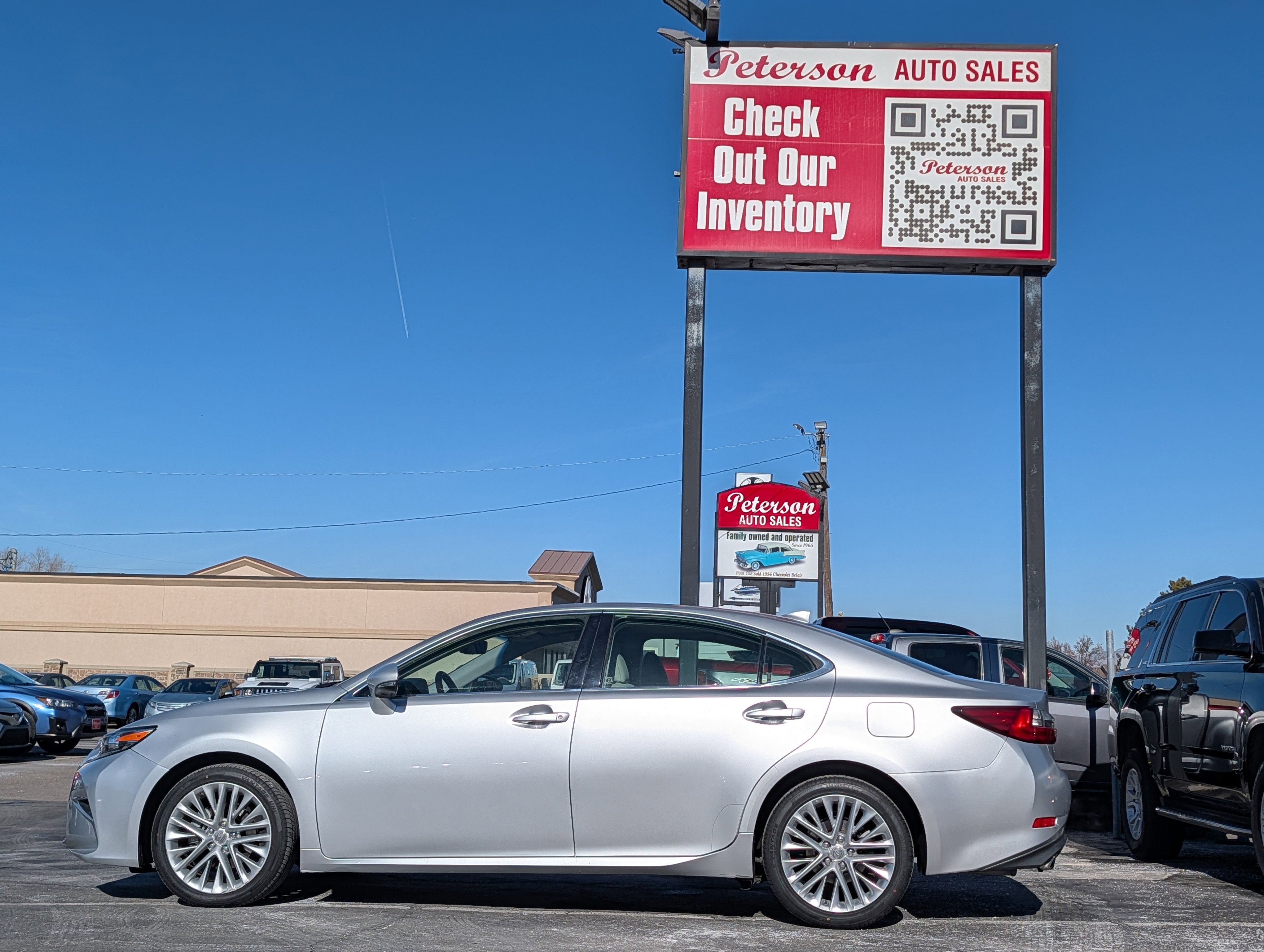 Used 2016 Lexus ES 350 w/ Navigation System Package image 5