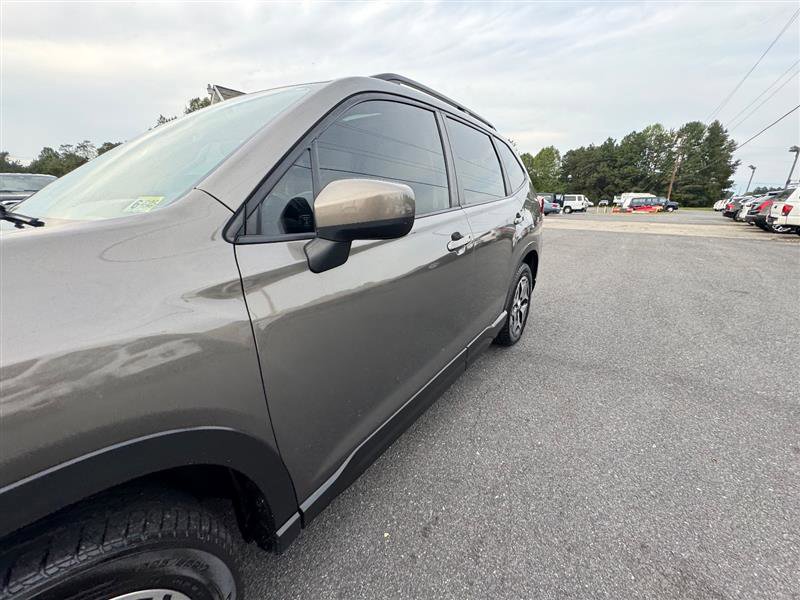 Used 2020 Subaru Forester Premium image 16