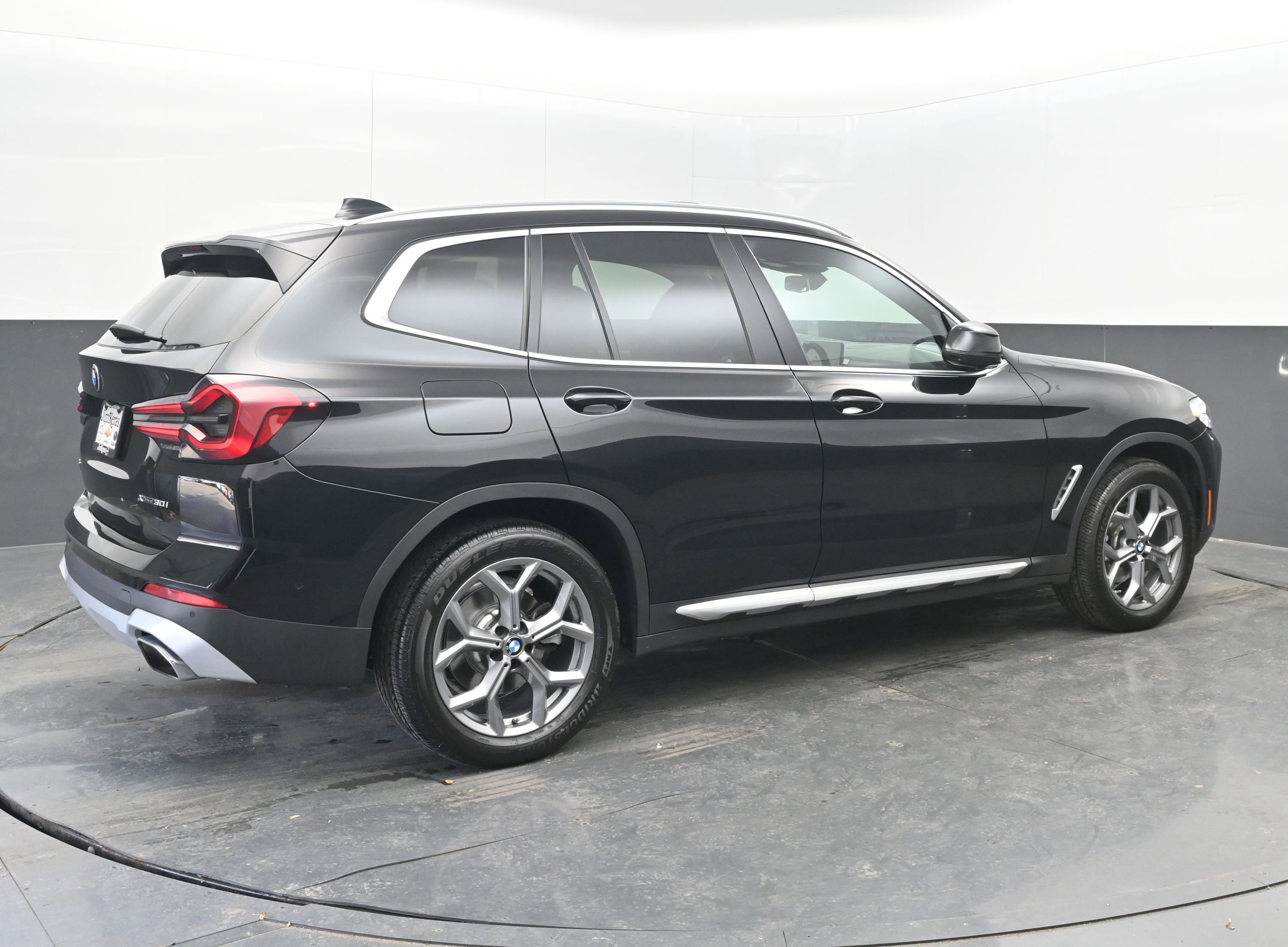 Used 2023 BMW X3 xDrive30i w/ Convenience Package image 9