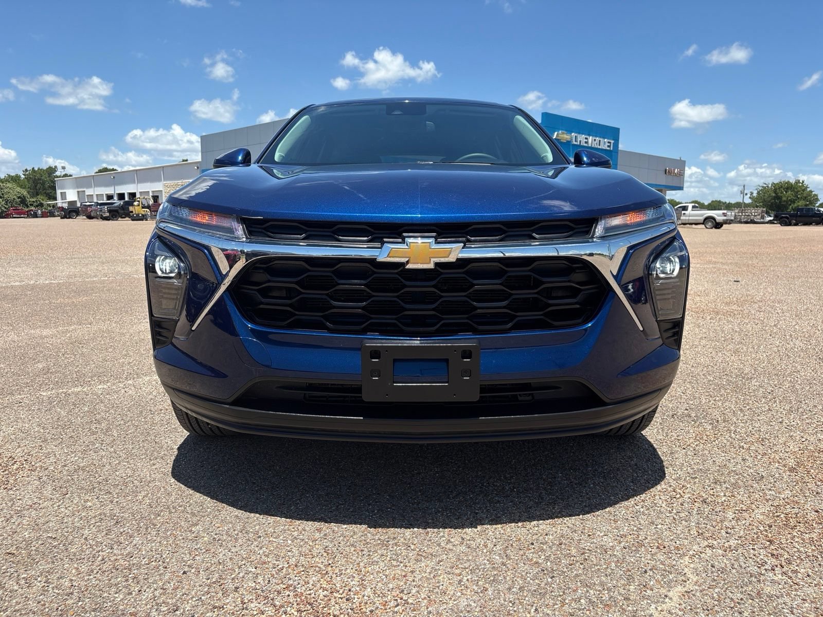 Used 2024 Chevrolet Trax LS w/ LS Convenience Package FWD image 9