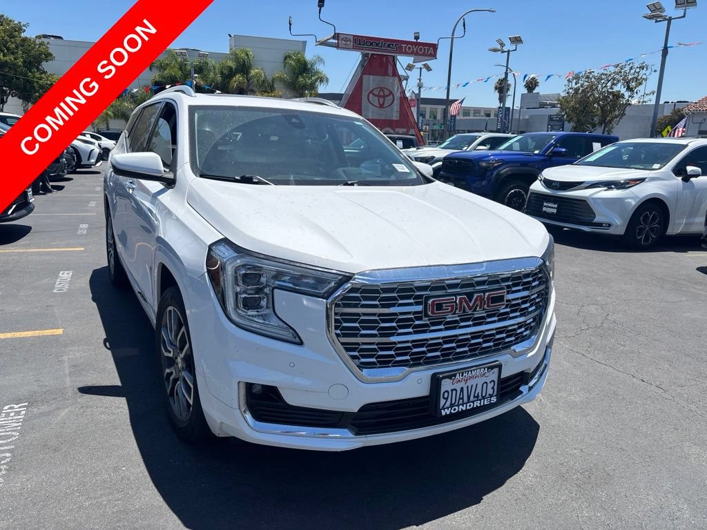 Used 2022 GMC Terrain Denali AWD/4WD video 1