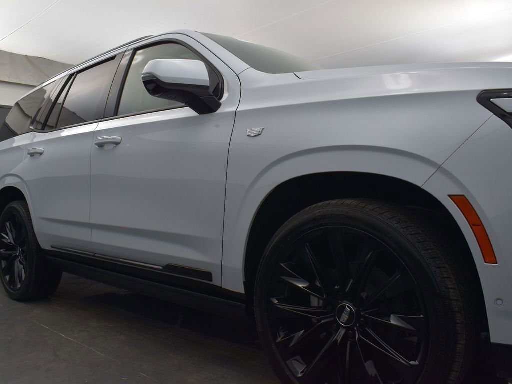 Certified 2026 Cadillac Escalade Platinum Sport w/ LPO, ONYX Package image 41