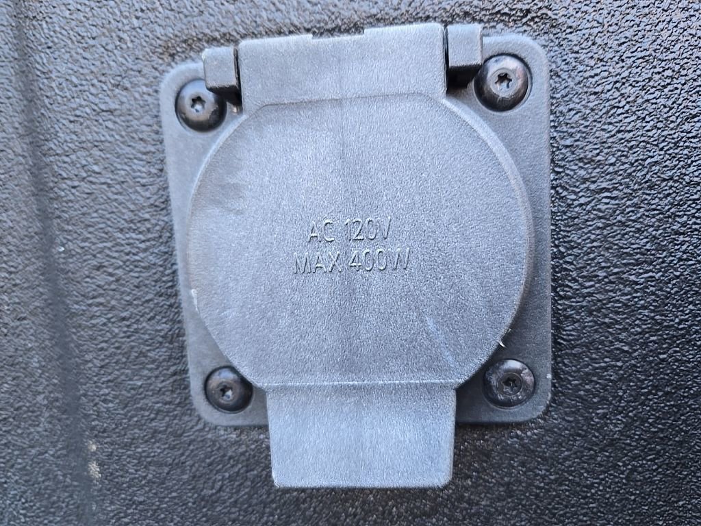 Used 2023 GMC Canyon AT4X image 50