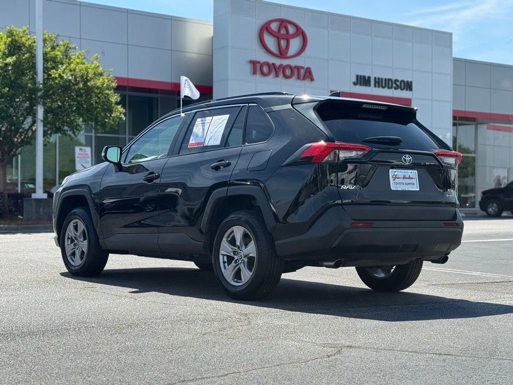 Used 2024 Toyota RAV4 XLE FWD image 9