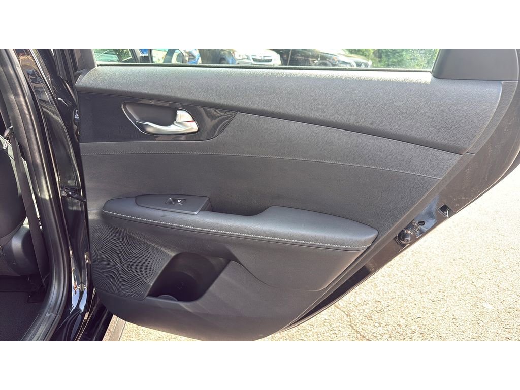 Used 2022 Kia Forte GT-Line w/ GT-Line Premium Package image 16