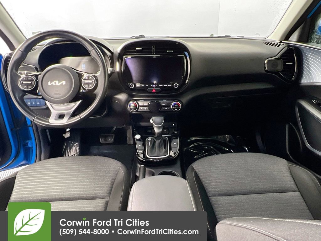Used 2023 Kia Soul EX image 7