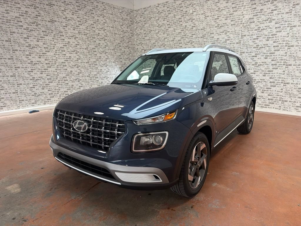 New 2026 Hyundai Venue SEL FWD image 3