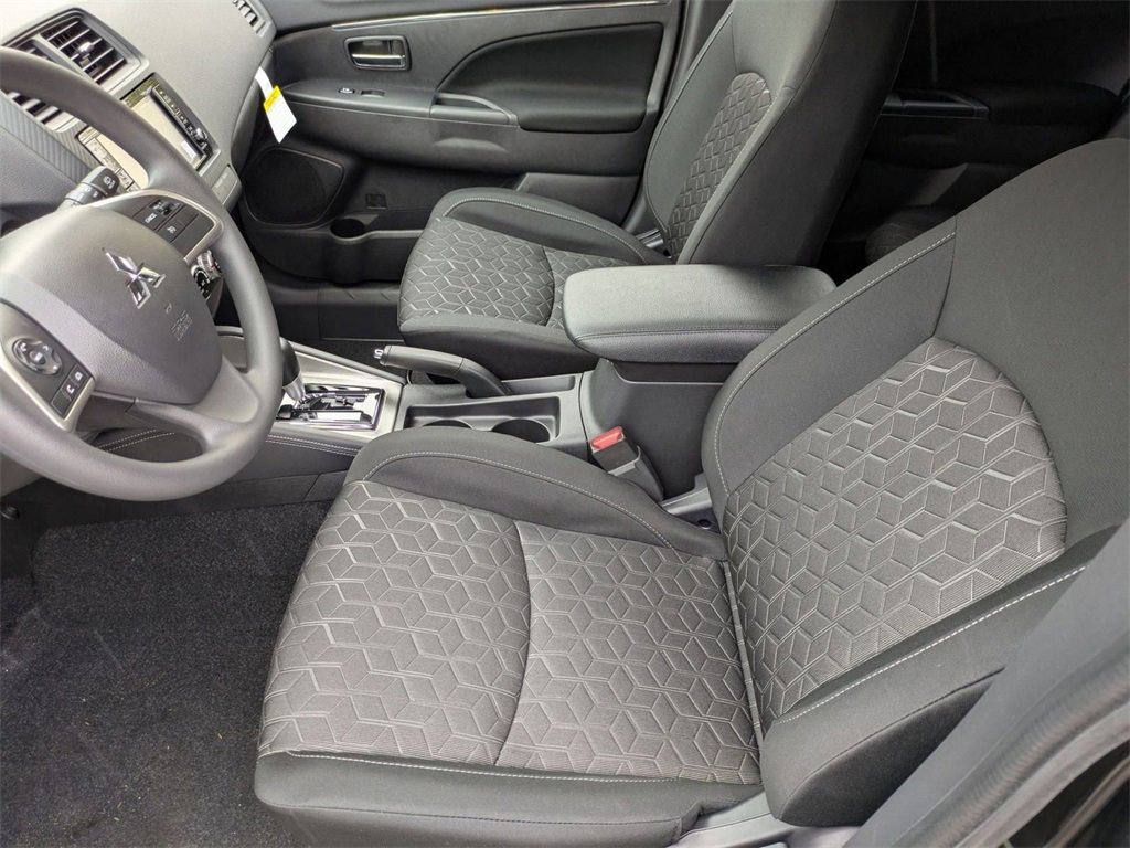 New 2025 Mitsubishi Outlander Sport ES image 12