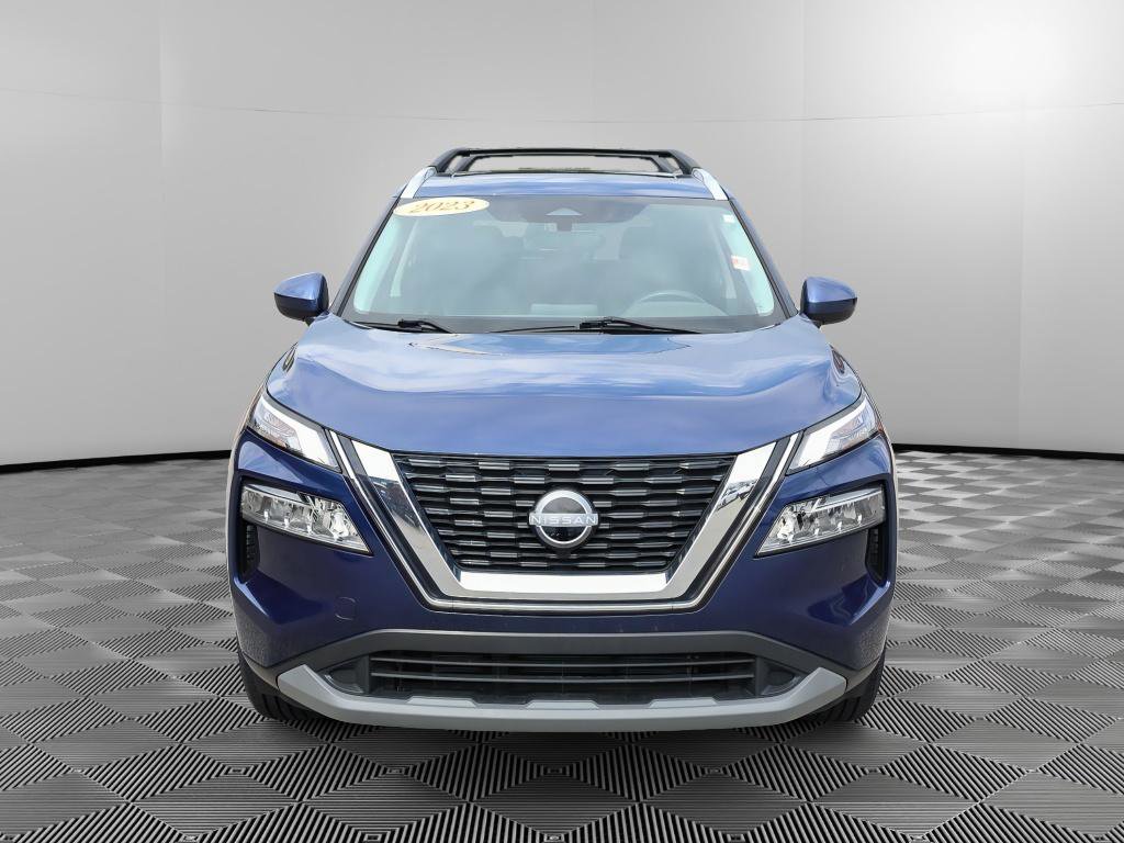 Used 2023 Nissan Rogue SV w/ SV Premium B Package image 10