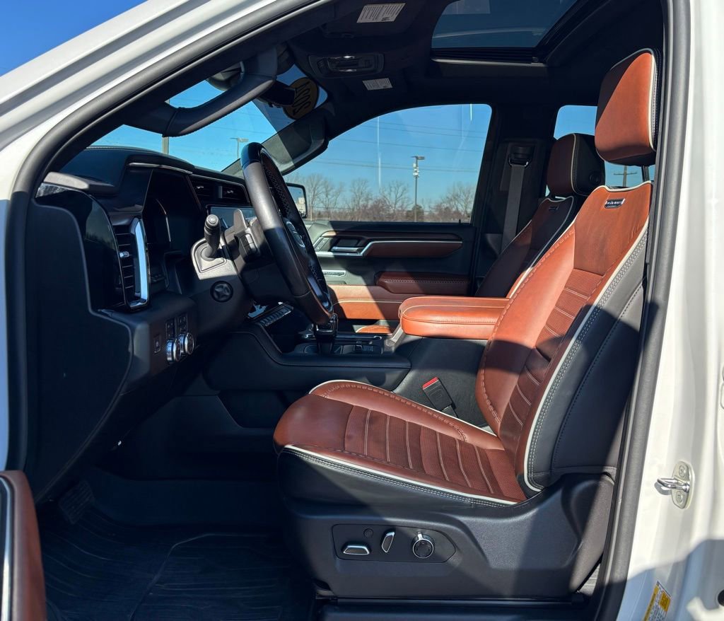 Used 2024 GMC Sierra 1500 Denali Ultimate image 18