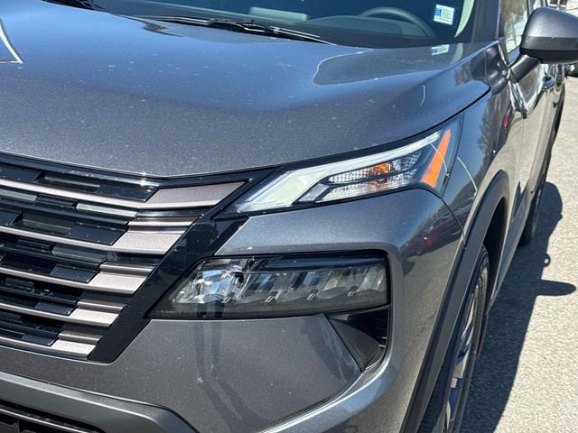 New 2026 Nissan Rogue SV image 10