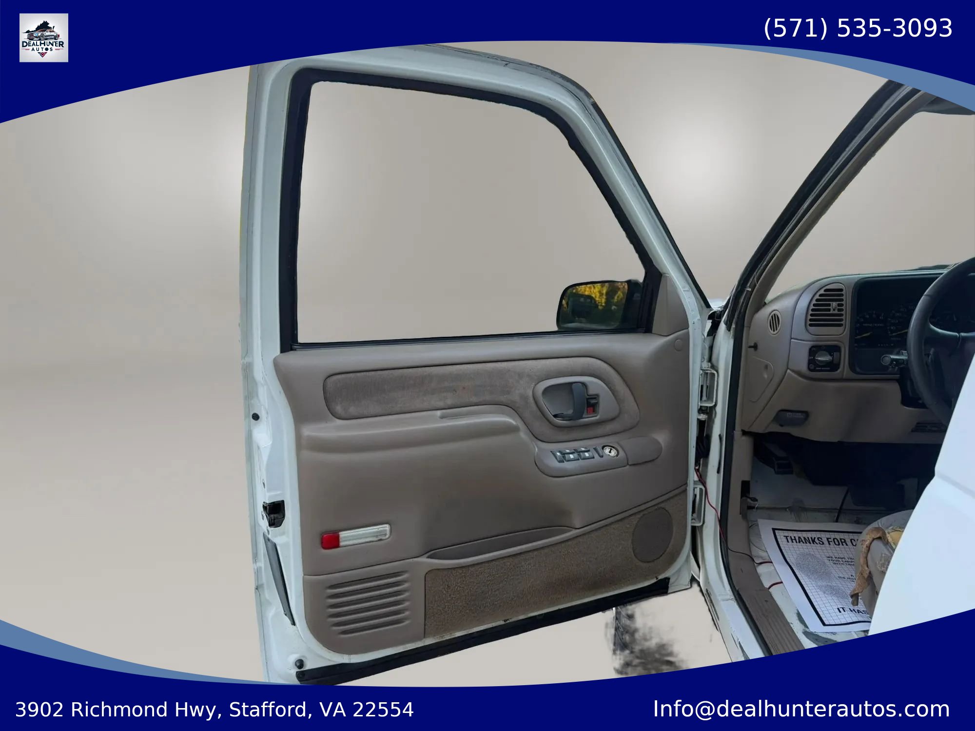 Used 1998 GMC Yukon 4WD 4-Door w/ Marketing Opt Pkg 5 image 17