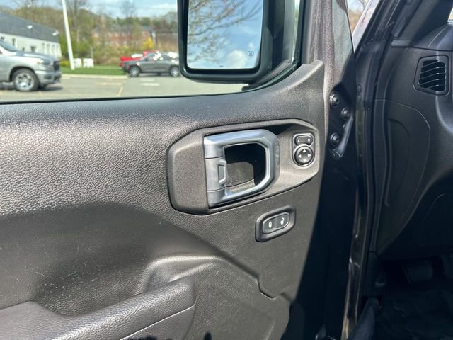 Used 2023 Jeep Wrangler Unlimited Rubicon w/ Xtreme 35 Tire Package AWD/4WD image 16