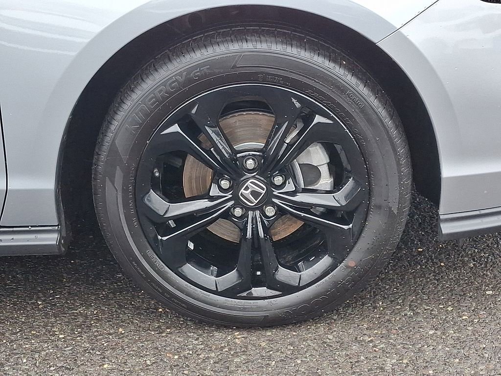 Used 2025 Honda Accord SE image 8