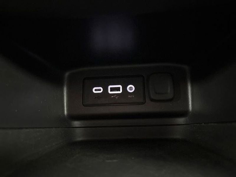 Used 2024 Chevrolet Equinox RS image 53