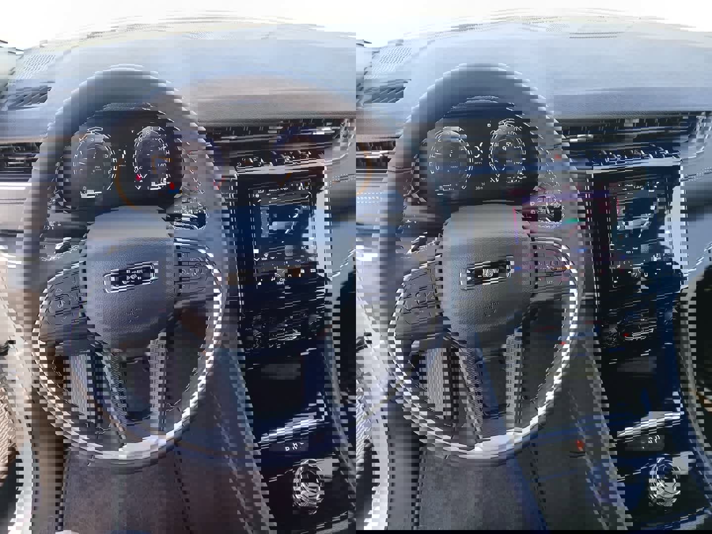 New 2025 Jeep Grand Cherokee L Laredo w/ Luxury Tech Group I image 23