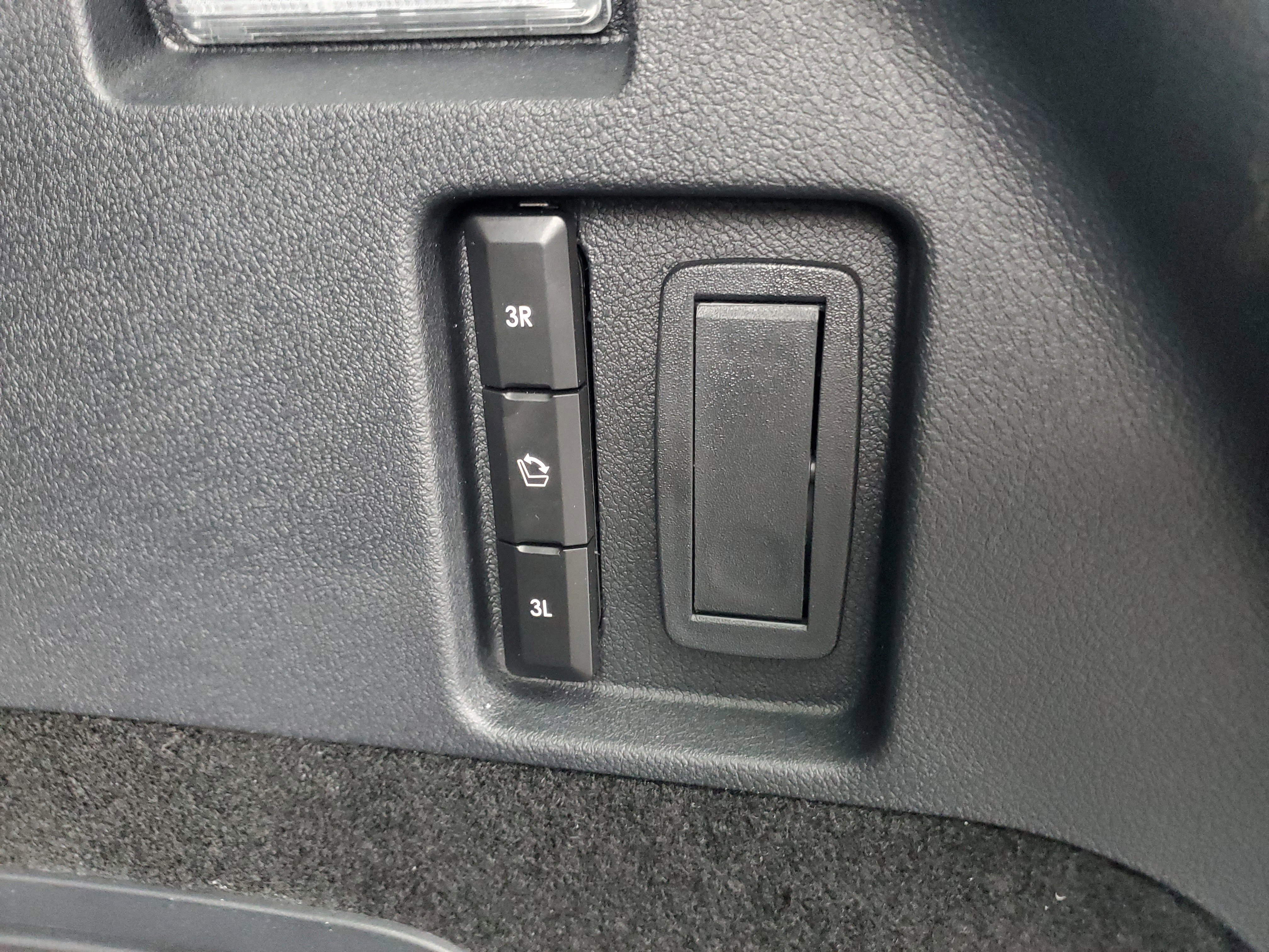 New 2025 Lincoln Aviator AWD w/ Equipment Group 101A image 29