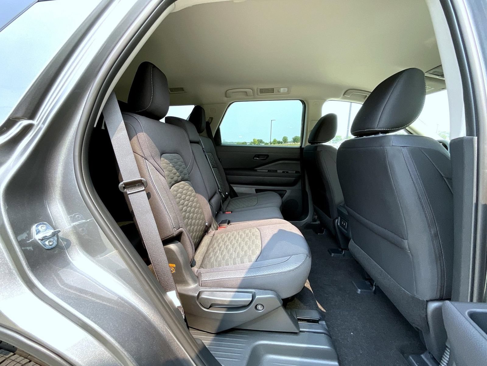 New 2026 Nissan Pathfinder SV AWD/4WD image 19