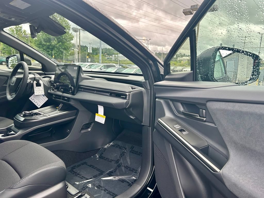 New 2026 Toyota C-HR AWD/4WD image 15
