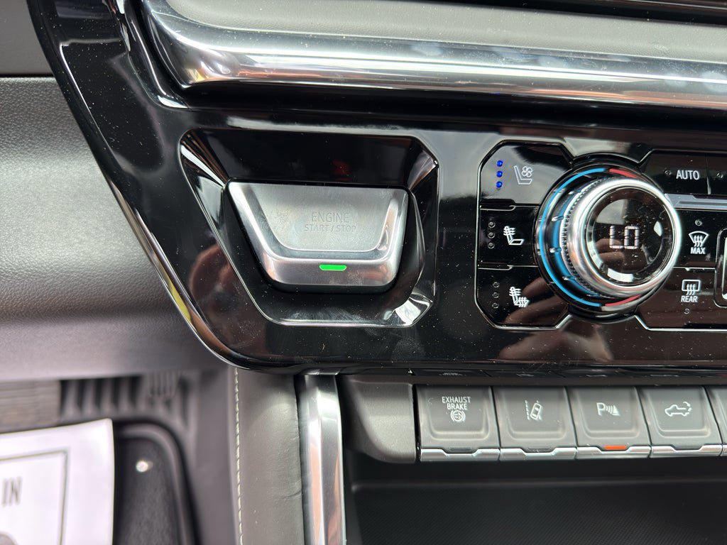 New 2026 GMC Sierra 2500 Denali Ultimate AWD/4WD image 15